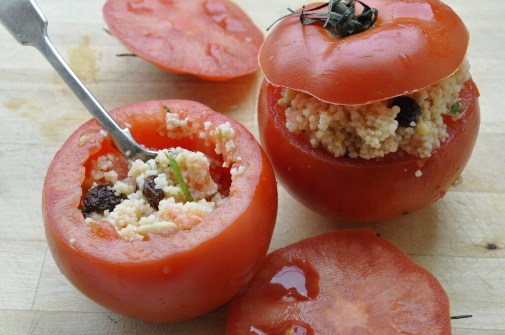 Tomaotes - stuff with filling