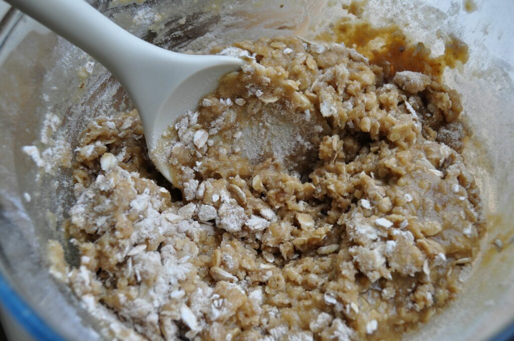 Apple & date otay bars - stir through butter web