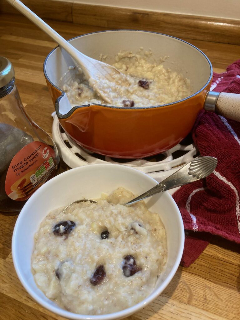 Bramley apple porridge - web