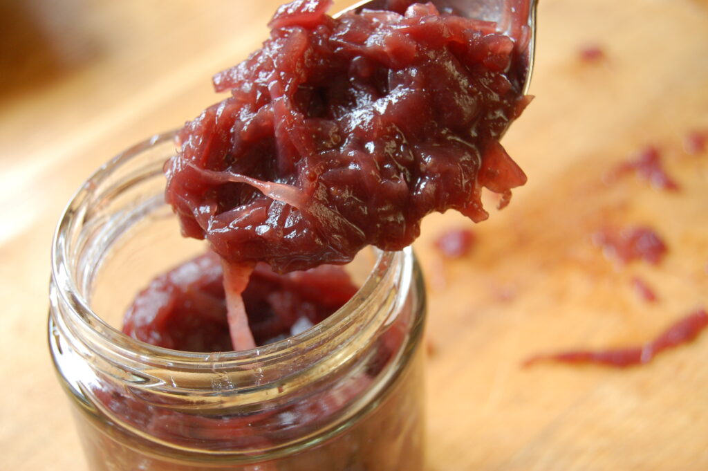 red-onion-marmalade-pot-up