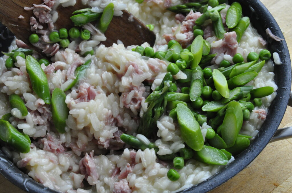Asparagus risotto - add ham and asparagus
