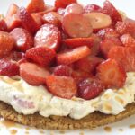 Crunchy strawberry toffee tart